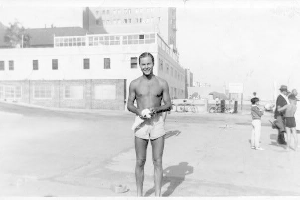 DeForest Kelley Fans on LiveJou...